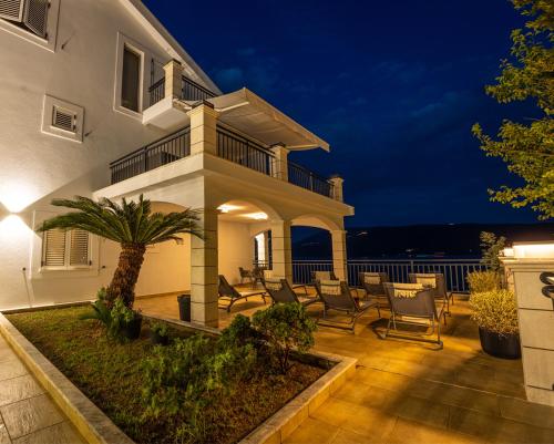 Boka Bay Residences in Savina Monastery