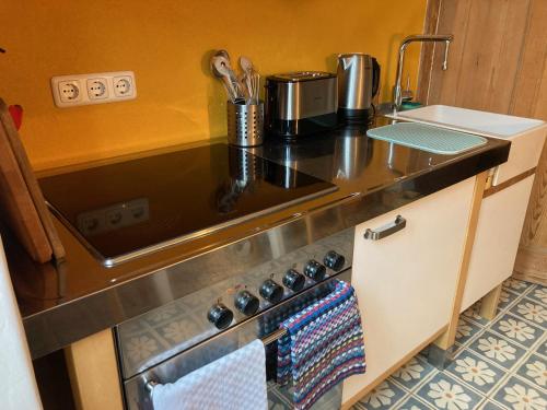 virtuve, Gemütliche, kleine Ferienwohnung im Küstenland (Gemutliche, kleine Ferienwohnung im Kustenland) in Murchin