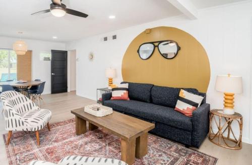 Baywatch House Retro Charm