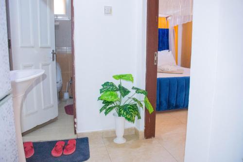 Bamburi Luxury homes II One bedroom apartment - image 4