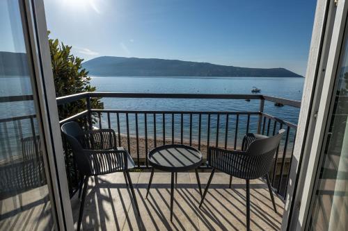 منظر, Boka Bay Residences in Savina Monastery