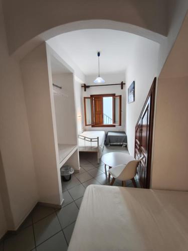 Maria Eleni Guesthouse - image 4