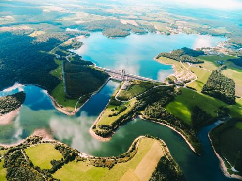 餐廳, L'Escapade des Lacs - Gite aux Lacs de l'Eau d'Heure in 塞爾方丹