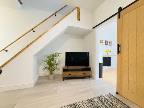 Comfy 4 Bed Home - Port Talbot - Perfect for Contractors & Families in Port Talbot