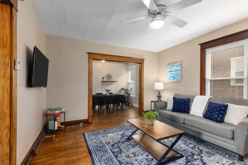 Charming 4BR Westside Home in Beer City USA in Grand Rapids, USA