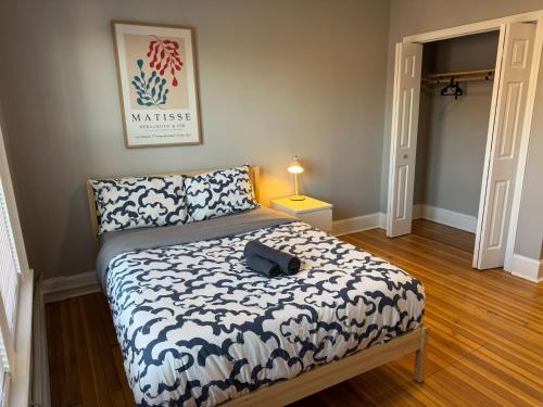 Private room in a shared apt Middletown near Wesley uni