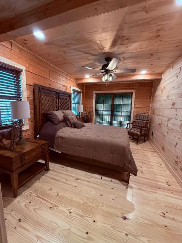 Turkey Creek Cabin Rentals #1 at Tims Ford lake Tullahoma
