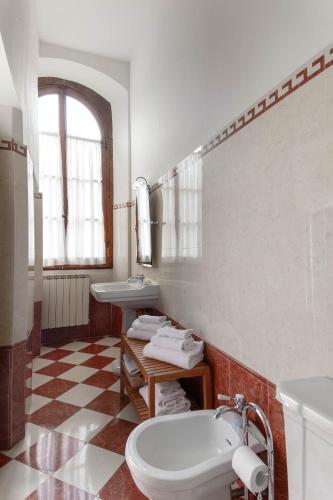 Palazzo Alfani - Residenza d'Epoca - image 13