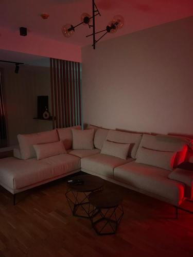 180° View Apartment in Diamond Building Skopje, Skopje (photo 8)