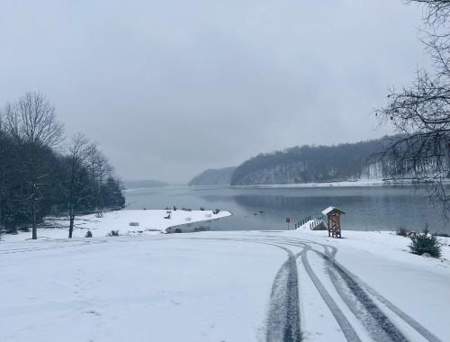 Turkey Creek Cabin Rentals #1 at Tims Ford lake Tullahoma