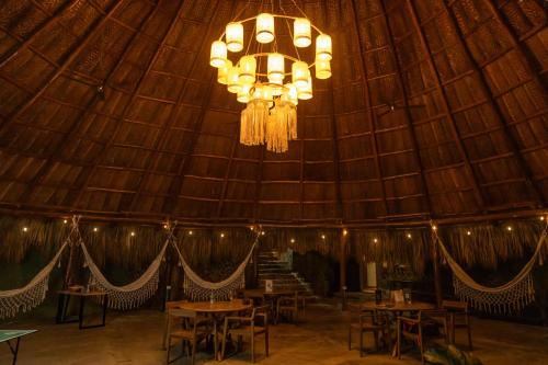 Ресторан, Zirwa Hotel Boutique - Dentro del Parque Tayrona in Парк Тайрона