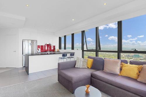 Cloud 56 Luxury Stay Level 56 with Free Onsite Parking