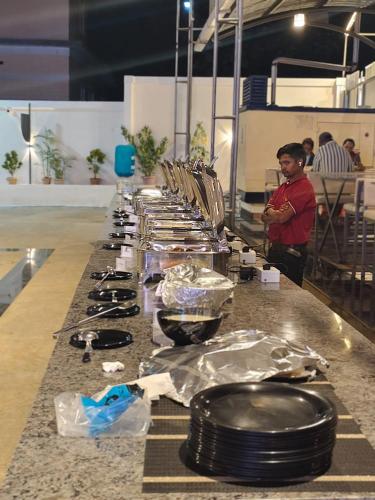 Restaurant, SAM EDEN RESORT in Kumbalgodu