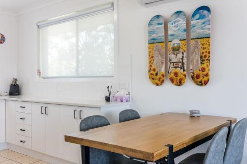 Coastal Comfort in Labrador Family-Friendly!