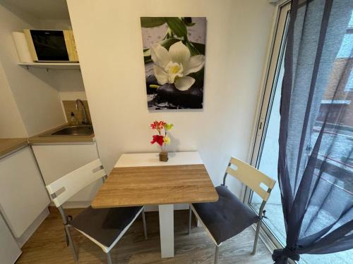 Studio cosy au cœur de Montady in Montady