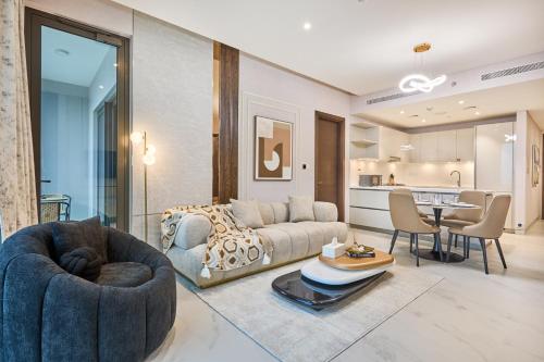 STAY BY LATINEM Luxury 2BR Holiday Home CVG 4005 Near Burj Khalifa, Dubái (foto 6)