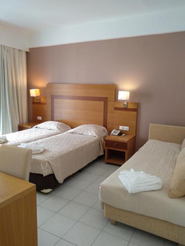 Hotel Africa - image 5