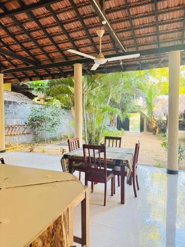 Faciliteiten, Uluwatu Surf Hostel - Arugambay in Arugam Bay