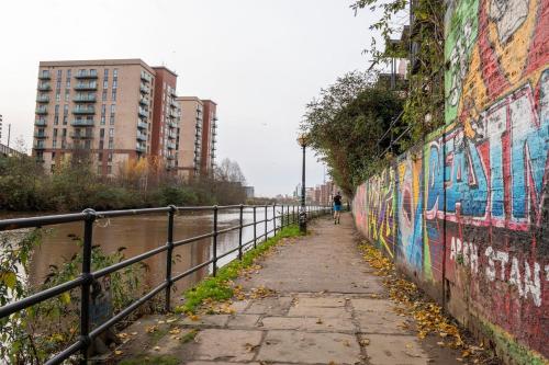 Modern Bright Apt in Salford with Private Parking, Manchester (fotografie 3)