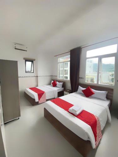 LUXURY Motel