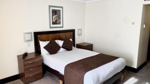 1 double bed