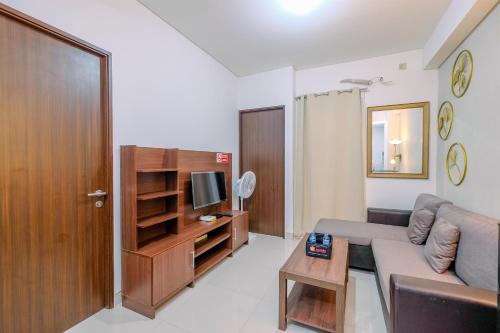 Best View 2BR at Transpark Cibubur Apartment with Sofa Bed By Travelio