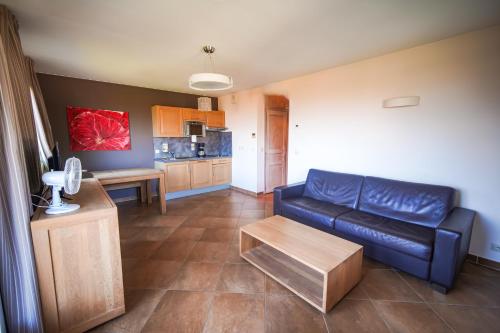 1 double bed, 1 sofa bed