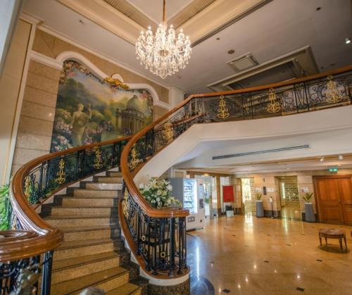 Fuajee, Forum Park Hotel in Sathorn