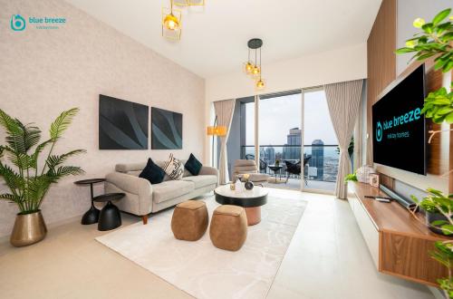 Burj View Luxury 2BR Apartment in Downtown Dubai - image 13