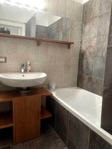 Casa Vacanze Giardino Coppedè, Rzym (zdjęcie 2)