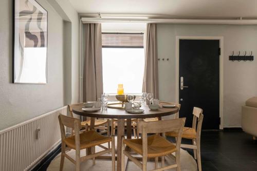 2 BR Flat in Heart of Vesterbro - image 12