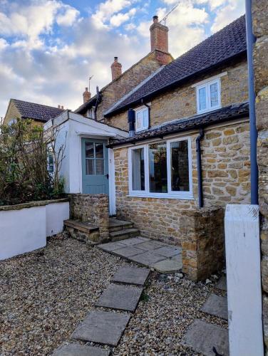 Viesnīcas āriene, The Old Post Office Spacious 3-Bed Cottage in North Perrott in North Perrott