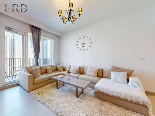 Luxurious 1BR Apartment with Creek View, Dubai (foto 4)