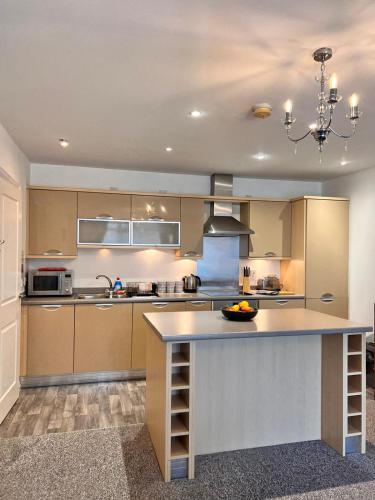 Solihull centre apartments - image 3