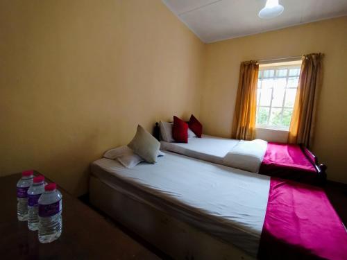 Standard Triple Room image 10
