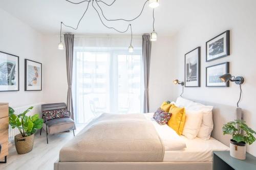 New apartment with balcony, Budapest