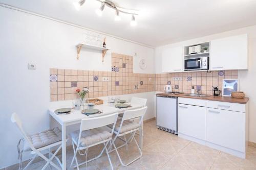 Very Central - Cozy Stay - main image