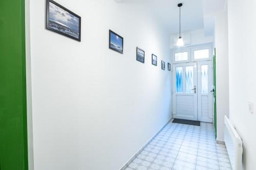 Very Central - Sunny - Comfy - image 10