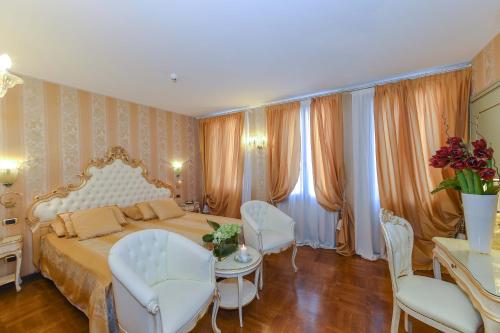 Casa Savoia & Casa Jolanda - main image