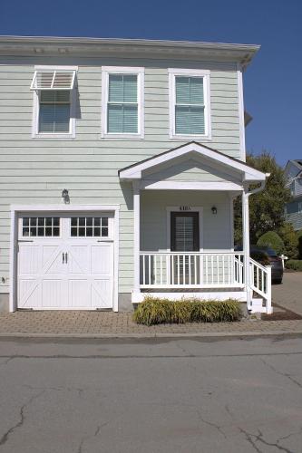 410A The Jetty House in Virginia Beach, USA