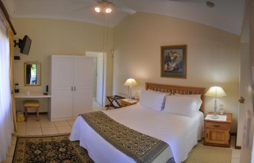 1 queen bed