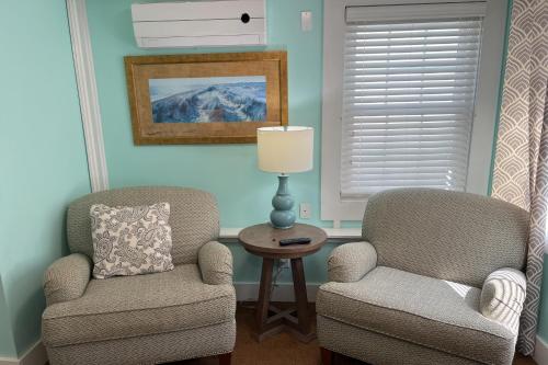 Georgianne Suite Seven Georgianne Suite Seven