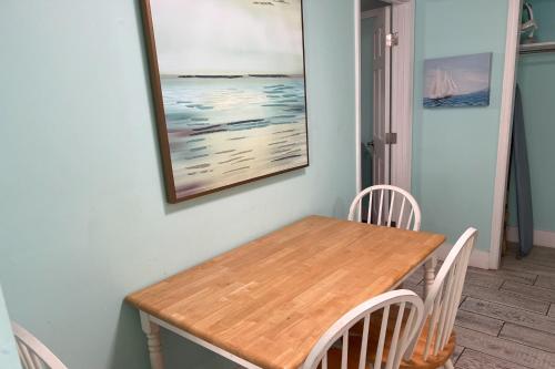 Georgianne Suite Seven Georgianne Suite Seven