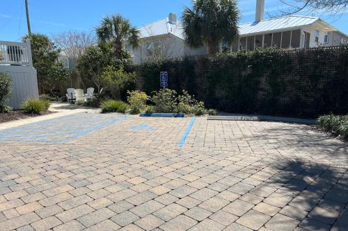 Georgianne Suite Seven Georgianne Suite Seven