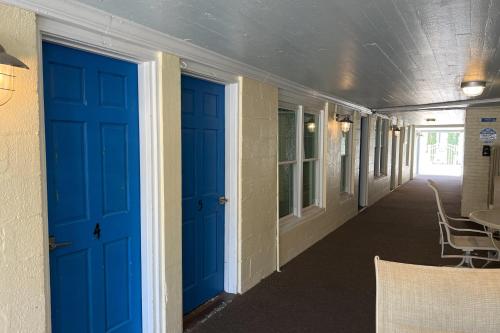 Georgianne Suite Four Georgianne Suite Four