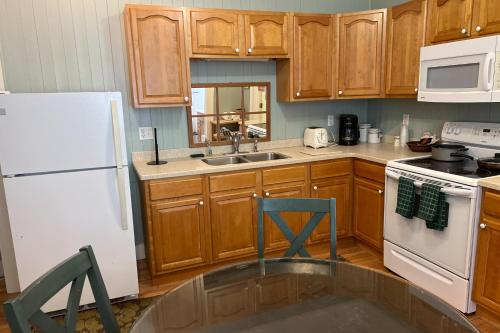 Georgianne Suite Two Georgianne Suite Two