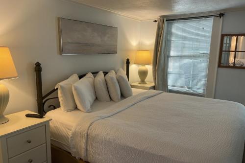 Georgianne Suite Eight Georgianne Suite Eight