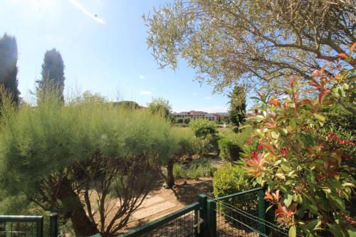 Gasjoly - Golfe de St-Tropez Studio avec cabine climatisé pour 4 personnes Gasjoly - Golfe de St-Tropez Studio avec cabine climatisé pour 4 personnes