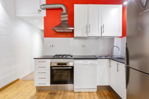 Stylish 2-bedroom Apartment In El Born, Barcelona (foto 10)