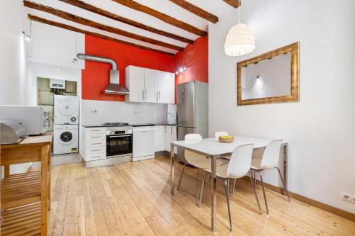 Stylish 2-bedroom Apartment In El Born, Barcelona (foto 9)